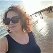 Docente di spagnolo e inglese, impartisce lezioni private anche online per scuola media, superiore e università