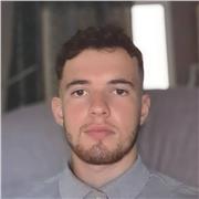 Prof à domicile, donne des cours de soutien scolaire pour les collégiens, les lycéens et les étudiants en université en espagnol.