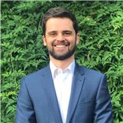 English tutor and native Londoner with RP accent