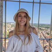 Ciao, sono una ragazza laureata in Design degli interni al Politecnico di Milano, mi rendo disponibile per qualunque materia con un particolare focus sul disegno tecnico