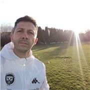 Entrenador Profesional del deporte. Te puedo ayudar a sentirte mejor imparto clases privadas grupales estoy en hey Geisenfeld.