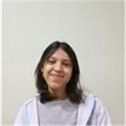 Profesora de artes visuales imparte clases para todas las edades