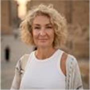 Profesora Psicología/ Especialidad psicología de la emergencia y gestión de llamadas de emergencia.