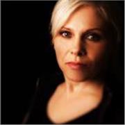 Singing Teacher - online & in person, highly experienced professional singer and voice teacher