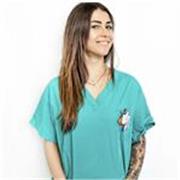Insegnante di biologia, laureata in scienze biologiche a pieni voti, ho conseguito anche dottorato di ricerca e master
