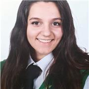 Imparto clases a niños con necesidades especiales, siempre adecuando técnicas en función de cada uno.