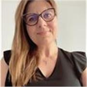 Laureata in lingue, con esperienza pluriennale di utilizzo della lingua inglese parlata e scritta 