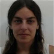 Profesora de inglés imparte clases a niños, adolescentes y/o adultos