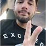 Un profesor de matemáticas joven con iniciativa y dispuesto a dar clases a niños de hasta 4 de la ESO o Bachillerato si es de Letras.