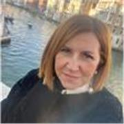 Avvocato impartisce lezioni di diritto