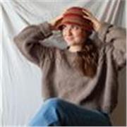 Stai pensando di imparare a lavorare a maglia o a uncinetto?