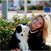 Profesora nativa de inglés con 2 años de experiencia dando clases particulares online y 3 años más en academias.