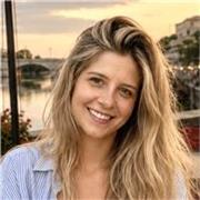 Insegnante madrelingua francese, con esperienza pluriennale nell’insegnamento, offre lezioni per bambini, ragazzi e adulti