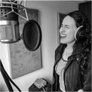 Profesora de canto, teoría musical, iniciación musical y solfeo