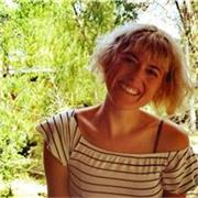 Profesora de Hatha Yoga Dinámico. Reikista Ushui. Meditaciones guiadas