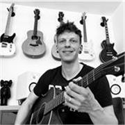 Professeur de guitare et / ou solfège tout niveaux