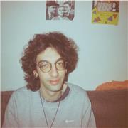 Soy profesor de música, graduado en conservatorio y me gustaría enseñar a principiantes, intermedios y entusiastas de todas las edades!