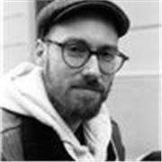 Profesional del dibujo y titular de un Máster de animación y animación 2D, me gusta transmitir mi pasión.