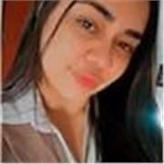 Professora de ensino fundamental e medio ensina criancas e adolescentes de todas as idades