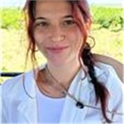 Profesora de inglés que también trabaja en coles. Aprendizaje dinámico y enfocado a cada alumno.