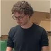 Profesor de música apto para todas las edades. Lenguaje musical, armonía, contrapunto, percusión, piano, historia.