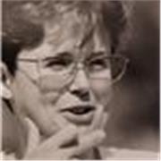 Professeure en lycée propose des cours d'espagnol où l'oral est travaillé  à l'aide d'activités interactives et thématiques 