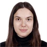 Nauczycielka języka angielskiego z 10-letnim doświadczeniem. Prowadzi zajęcia od A1 do C1