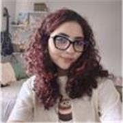 Professora de linguagens com experiência em correção de redação Enem