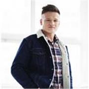 Pasjonat psychologii pozytywnej. Absolwent studiów licencjackich z doradztwa i coachingu na Collegium da Vinci