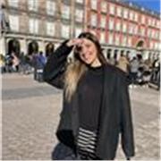 Clases particulares adaptadas a cada alumno con programas específicos. 