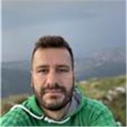 Una viandante poliglotta per la tua prossima meta