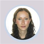 Licenciada en bellas artes, clases para todas las edades.