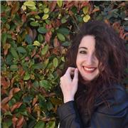 Laureanda in Farmacia, insegno: chimica, biologia, biochimica, anatomia e patologia di base