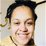 I give fun, easy to follow and affordable lessons in English (British English)