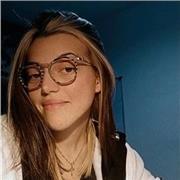 Malagueña, divertida, sociable y paciente también soy buena estudiante