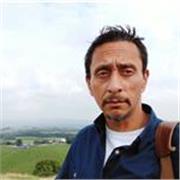 I am an adaptive Economic Tutor dedicated to making complex market dynamics and financial theories accessible and intuitive. 