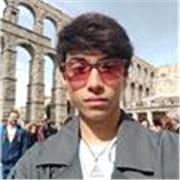 Una persona responsable, respetuosa y enfocada en el crecimiento personal. Tengo experiencia enseñando y tratando con niños.