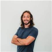 Profesor de marketing orientado a alumnos que cursen Grado o Grado Superior