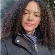 Profesora de español para las personas que le interesan aprender. TODAS LAD EDADES