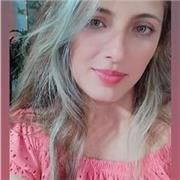 Trabajadora social. Creativa, dinámica. Muy sociable. Dispuesta a enseñar