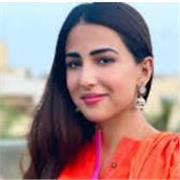 I’m an English teacher and have been teaching as an English language, literature, teacher as well as to the IELTS course in Pakistan for about 5 years. My lessons aims for the specific targets of my students’ needs and level. 
