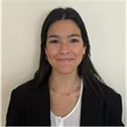 Profesora titulada en E. Infantil y en proceso de ser titulada en E. Primaria, con experiencia en impartir clases de refuerzo.