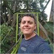 Profesor de piano, guitarra, bajo, batería, flauta y canto con 8 años de experiencia