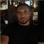 Englisch Tutor der alles auf englisch bei bringen kann.