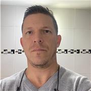 Profesor de inglés con experiencia en clases online para niños y jóvenes