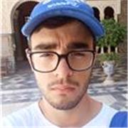 Sono uno studente universitario che offre ripetizioni di matematica per studenti delle superiori e delle medie