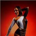 Clases de bachata, salsa en línea y cubana, lady style, coreografías para bodas…