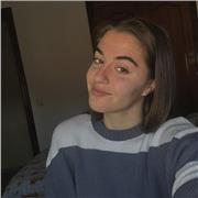 Llevo enseñando natación muchos años, y es algo que me apasiona, me encantaría ser profesora de natación.