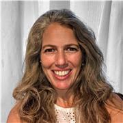 Profesora de Cs Sociales niveles primario, secundario y universitario
