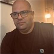 Profesor para impartir clases de ciencia como mates, física, tecnología, electricidad y electrónica